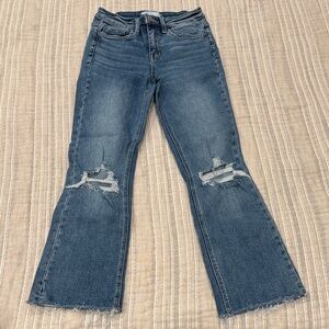 5/$22 Vervet Classic Blue Distressed Women's Jeans